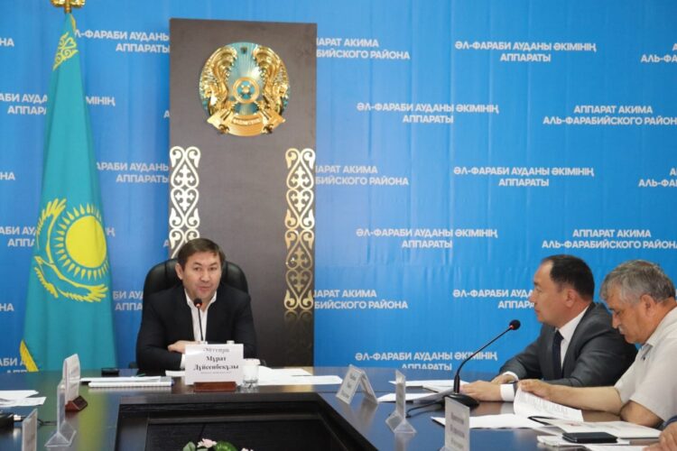 М.ӘЙТЕНОВ ӘЛ-ФАРАБИ АУДАНЫНЫҢ ТҰРҒЫНДАРЫМЕН КЕЗДЕСТІ