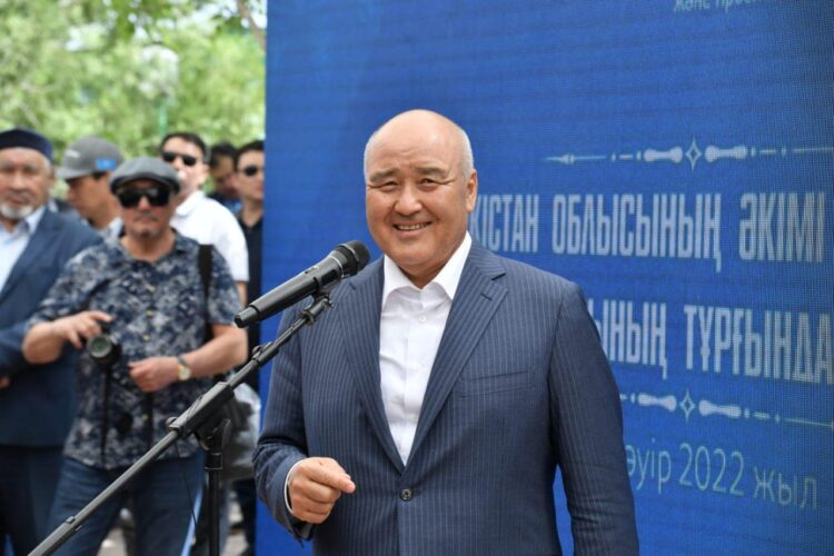 ӨМІРЗАҚ ШӨКЕЕВ: «МАҚТААРАЛДА ЖАҢА АУРУХАНА САЛЫНАДЫ»