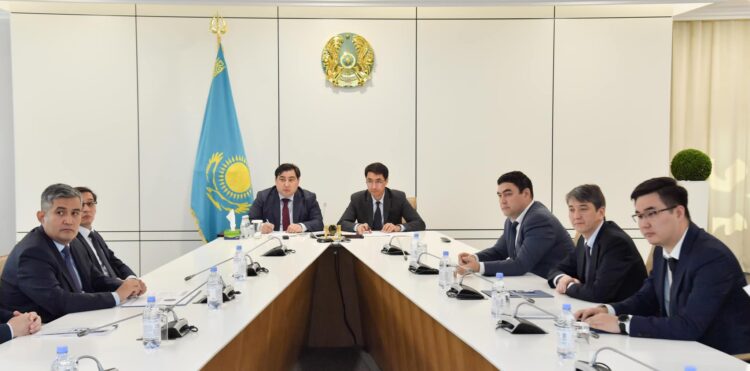 ТҮРКІСТАНДА МЕМЛЕКЕТТІК ҚЫЗМЕТТІ ЗАМАН ТАЛАБЫНА САЙ ЖАҢҒЫРТУ ЖОЛДАРЫ ТАЛҚЫЛАНДЫ