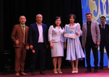 ТҮРКІСТАН: АХМЕТ БАЙТҰРСЫНҰЛЫНЫҢ 150 ЖЫЛДЫҒЫНА АРНАЛҒАН КӨРКЕМСӨЗ ОҚУ ШЕБЕРЛЕРІНІҢ БАЙҚАУЫ ӨТТІ