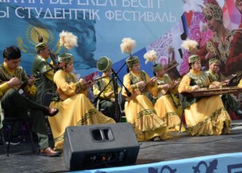 ТҮРКІСТАНДА ТУРИЗМ САЛАСЫ МАМАНДАРЫН ДАЯРЛАЙТЫН ОҚУ ОРДАСЫНДА ФЕСТИВАЛЬ ӨТТІ
