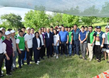 Ө.ШӨКЕЕВ ЕРІКТІЛЕРІМЕН ЕРКІН КЕЗДЕСУ ӨТКІЗДІ