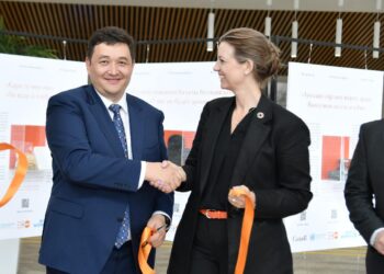 ТҮРКІСТАН ҚАЛАСЫНДА ӘЙЕЛДЕР ҚҰҚЫҒЫН ҚОРҒАУ БАҒЫТЫНДА «КӘДІМГІ ЗАТТАР» КӨРМЕСІ АШЫЛДЫ