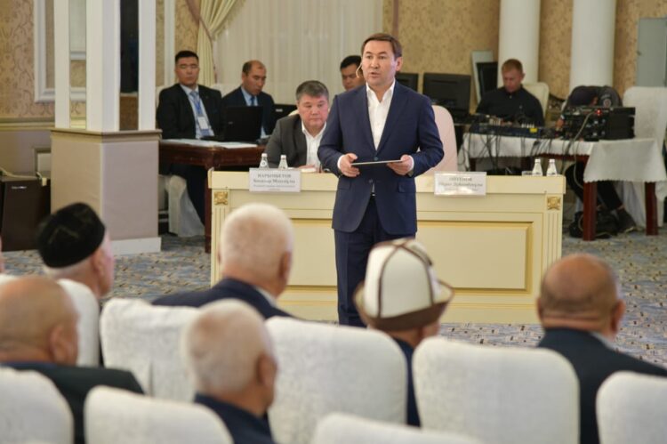 М.ӘЙТЕНОВ ЕҢБЕКШІ АУДАНЫ ТҰРҒЫНДАРЫМЕН КЕЗДЕСТІ