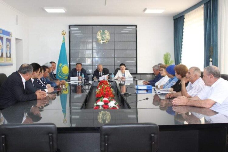 МӘЖІЛІС ДЕПУТАТЫ РЕФЕРЕНДУМ БОЙЫНША ТҮЛКІБАС АУДАНЫНДА КЕЗДЕСУ ӨТКІЗДІ