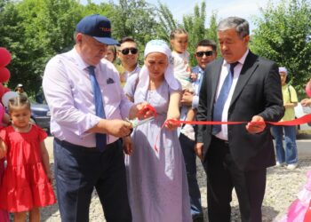 ТҮРКІСТАН: ТҮЛКІБАСТЫҚ ТҮЛЕКТЕР ӨМІРДЕН ӨТКЕН СЫНЫПТАСТЫҢ ОТБАСЫНА ҮЙ СЫЙЛАДЫ