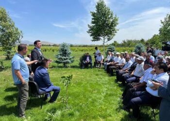 РЕФЕРЕНДУМ:  ТҮРКІСТАНДА ҮЛГІСІ БӨЛЕК ҮГІТ-НАСИХАТ ЖҮРІП ЖАТЫР