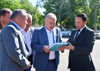 Ordabasy: Референдум бойынша республикалық штаб мүшелері ауылдарда үгіт-насихат жұмыстарын жүргізді