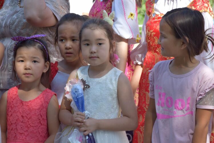 ТҮРКІСТАН: «БАЛҒЫН БАЛАЛАР – БІЗДІҢ БОЛАШАҒЫМЫЗ» АТТЫ ҚАЙЫРЫМДЫЛЫҚ ІС-ШАРАСЫ ӨТТІ