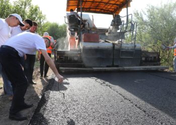 ТҮРКІСТАН:  САРЫАҒАШ АУДАНЫНДА 112 ШАҚЫРЫМ ЖОЛ ЖӨНДЕЛЕДІ