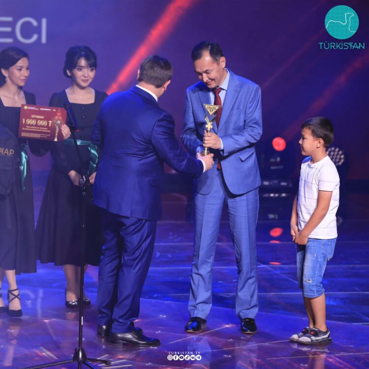 «TURKISTAN» ТЕЛЕАРНАСЫ «ТҰМАР» СЫЙЛЫҒЫН ЖЕҢІП АЛДЫ