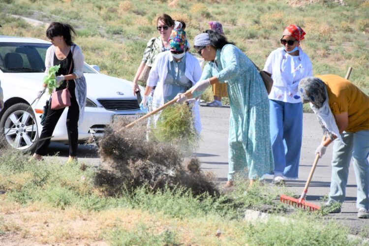 «BIRGE – TAZA QAZAQSTAN» АКЦИЯСЫНА  МЕМЛЕКЕТТІК МЕКЕМЕ ҚЫЗМЕТКЕРЛЕРІ ӨЗ ҮЛЕСТЕРІН ҚОСТЫ