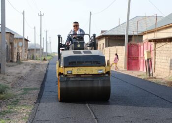 ТҮРКІСТАН: САРЫАҒАШТА  ЖОЛ ЖӨНДЕУ ЖҰМЫСТАРЫ ҚАРҚЫНДЫ