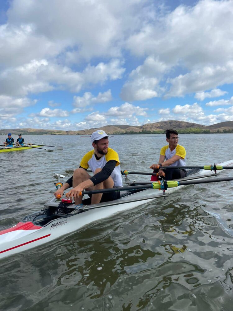 ТҮРКІСТАНДЫҚ ЕСКЕК ЕСУШІЛЕР ҚАЗАҚСТАННЫҢ КОМАНДАЛЫҚ ЧЕМПИОНАТЫНДА ЖҮЛДЕЛЕР БОЙЫНША РЕКОРД ОРНАТТЫ