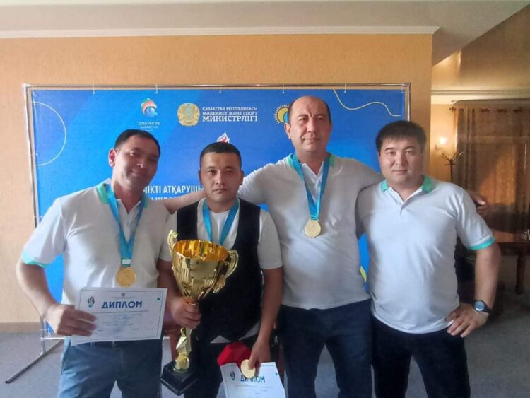 ТҮРКІСТАН ОБЛЫСЫНЫҢ МЕМЛЕКЕТТІК ҚЫЗМЕТШІЛЕРІ РЕСПУБЛИКАЛЫҚ СПАРТАКИАДАДА БИЛЬЯРДТАН 1 ОРЫН АЛДЫ