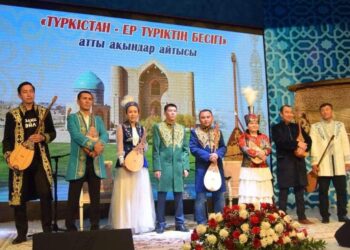 «ТҮРКІСТАН — ЕР ТҮРІКТІҢ БЕСІГІ» АТТЫ АҚЫНДАР АЙТЫСЫ ӨТТІ