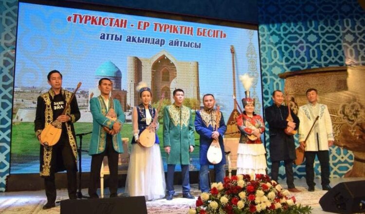 «ТҮРКІСТАН — ЕР ТҮРІКТІҢ БЕСІГІ» АТТЫ АҚЫНДАР АЙТЫСЫ ӨТТІ