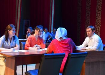 БІРЫҢҒАЙ ҚАБЫЛДАУ КҮНІ ӨТУДЕ