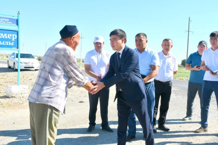 Ordabasy: Н.Бадырақов Бөген ауылы тұрғындарымен кездесіп, мәселесін тыңдады