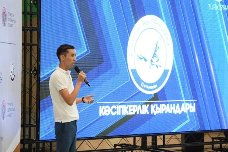 ТҮРКІСТАН ОБЛЫСЫНДА КӘСІПКЕРЛЕРГЕ 90 МЛРД.  ТЕҢГЕ КӨЛЕМІНДЕ ҚОЛДАУ КӨРСЕТІЛДІ