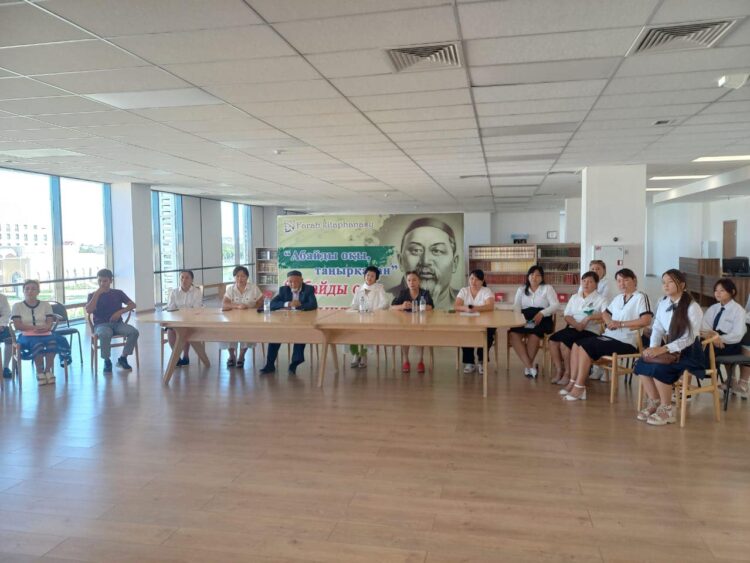 ТҮРКІСТАНДА АБАЙ КҮНІ ТАҒЫЛЫМДЫ ІС-ШАРАЛАРМЕН ӨРНЕКТЕЛДІ