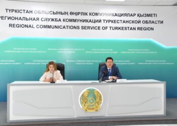 ТҮРКІСТАН: АӘК АЛАТЫН ОТБАСЫЛАРДЫҢ БАЛАЛАРЫ МЕКТЕП ФОРМАСЫМЕН ҚАМТАМАСЫЗ ЕТІЛЕДІ