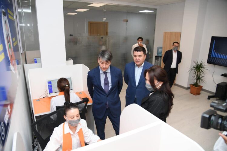 ТҮРКІСТАН: ДЕНСАУЛЫҚ САҚТАУ МӘСЕЛЕЛЕРІНЕ ҚАТЫСТЫ CALL-ОРТАЛЫҚ АШЫЛДЫ