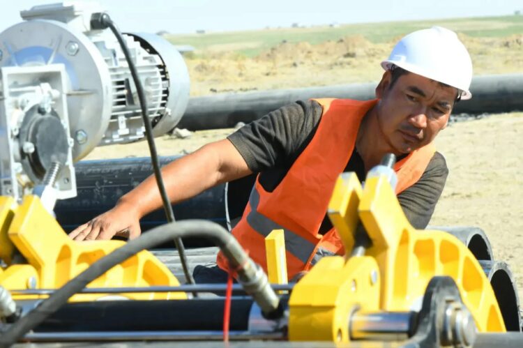 ҚАЙНАРБҰЛАҚТА АУЫЗ СУ ҚҰРЫЛЫСЫ ЖҮРГІЗІЛУДЕ