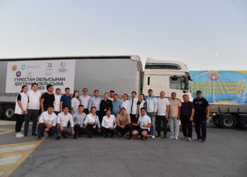 ТҮРКІСТАННАН ҚОСТАНАЙҒА 72 ТОННА ГУМАНИТАРЛЫҚ КӨМЕК ЖӨНЕЛТІЛДІ