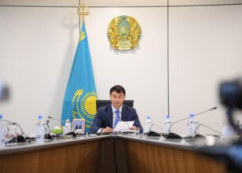 Д.САТЫБАЛДЫ: «ЖОЛДАУДАҒЫ ТАПСЫРМАЛАРДЫ ЖҮЗЕГЕ АСЫРУДА ТАБАНДЫЛЫҚ КЕРЕК»