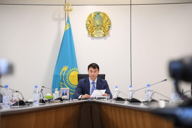 Д.САТЫБАЛДЫ: «ЖОЛДАУДАҒЫ ТАПСЫРМАЛАРДЫ ЖҮЗЕГЕ АСЫРУДА ТАБАНДЫЛЫҚ КЕРЕК»