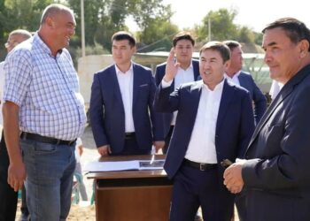 ЕКІ АУДАНДЫ ЖАЛҒАП ТҰРҒАН АСПАЛЫ КӨПІР ҚАЙТА ЖАҢҒЫРУДА