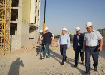 ШЫМКЕНТТЕ ЕҢ БИІК ТҰРҒЫН ҮЙ КЕШЕНІ САЛЫНУДА