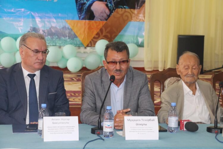 ТҮРКІСТАН: ТҮЛКІБАСТА ШЕРХАН МҰРТАЗАНЫҢ 90 ЖЫЛДЫҒЫНА ОРАЙ ҒЫЛЫМИ-ТАНЫМДЫҚ КОНФЕРЕНЦИЯ ӨТТІ