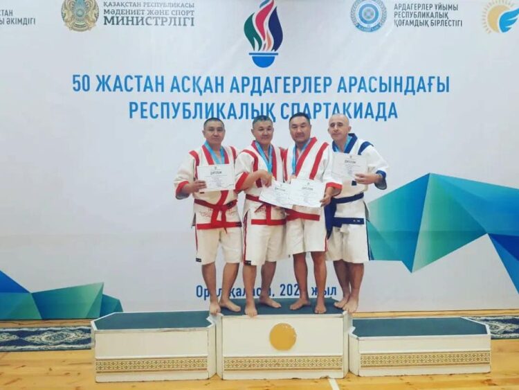 ТҮРКІСТАН ОБЛЫСЫНЫҢ СПОРТШЫ АРДАГЕРЛЕРІ РЕСПУБЛИКАЛЫҚ СПАРТАКИАДАНЫҢ ЖЕҢІМПАЗЫ АТАНДЫ