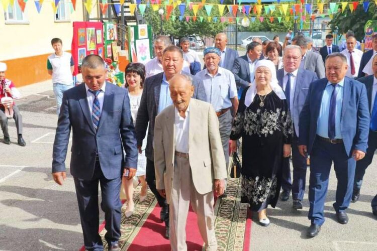 ТҮРКІСТАН: ТҮЛКІБАСТА ШЕРХАН МҰРТАЗАНЫҢ 90 ЖЫЛДЫҒЫНА АРНАЛҒАН ШАРА ӨТТІ