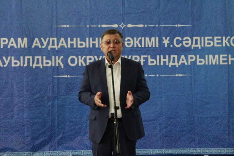 САЙРАМ: ҚАРАСУЛЫҚТАР ЭЛЕКТР ЖӘНЕ АУЫЗ СУ ЖҮЙЕЛЕРІМЕН ТҰРАҚТЫ ҚАМТУ МӘСЕЛЕЛЕРІН КӨТЕРДІ