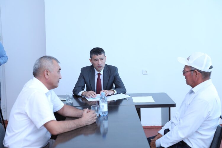 ҚАЗЫҒҰРТ: АУДАН ӘКІМІНІҢ КЕЗЕКТІ КЕЗДЕСУІ АҚЖАРДА ӨТТІ