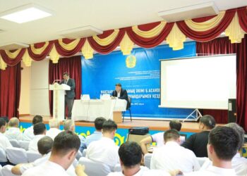 МАҚТААРАЛ: АУДАН БАСШЫСЫ АТАКЕНТ КЕНТІНІҢ ТҰРҒЫНДАРЫМЕН КӨШПЕЛІ КЕЗДЕСУ ӨТКІЗДІ