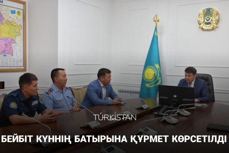 БЕЙБІТ КҮННІҢ БАТЫРЫНА ҚҰРМЕТ КӨРСЕТІЛДІ