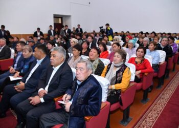 ДАРХАН САТЫБАЛДЫ: «ЖАЙЛЫ МЕКТЕП» ЖОБАСЫ АЯСЫНДА ТӨЛЕБИДЕ БІРНЕШЕ МЕКТЕП САЛЫНАДЫ»