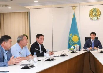 ТҮРКІСТАН: ДАРХАН САТЫБАЛДЫ МАҚТА ЗАУЫТТАРЫНЫҢ БАСШЫЛАРЫМЕН ОРТАҚ КЕЛІСІМГЕ КЕЛДІ