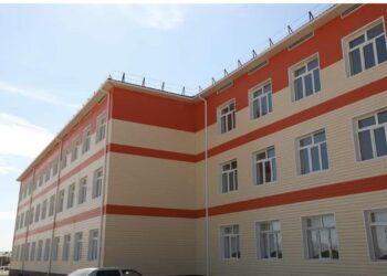 ТҮРКІСТАН: САРЫАҒАШ АУДАНЫНДА 900 ОРЫНДЫҚ МЕКТЕПТІҢ ҚҰРЫЛЫСЫ АЯҚТАЛУҒА ЖАҚЫН