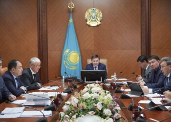 МҰРАТ ӘЙТЕНОВТІҢ ТӨРАҒАЛЫҒЫМЕН ЖЫЛУ БЕРУ МАУСЫМЫНА ДАЙЫНДЫҚ БОЙЫНША  ЖИЫН ӨТТІ