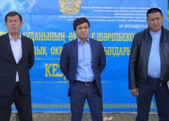 БӘЙДІБЕК: АУДАН ӘКІМІ ШАЯН АУЫЛДЫҚ ОКРУГІНІҢ ТҰРҒЫНДАРЫМЕН КЕЗДЕСТІ