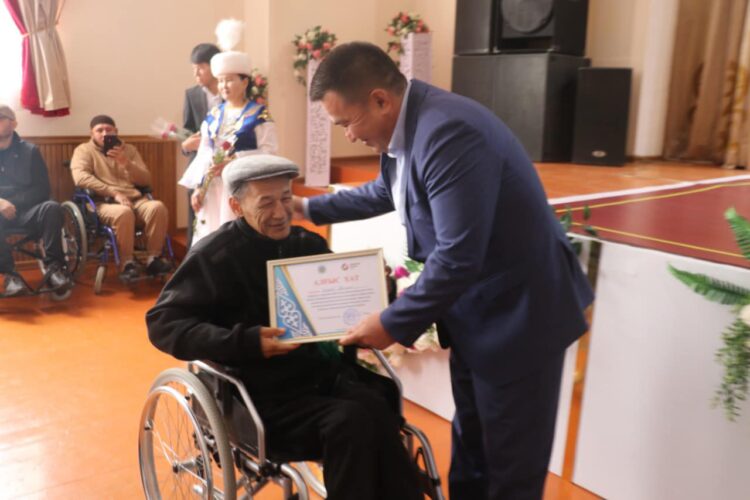 ТҮРКІСТАН: ТҮЛКІБАСТА «ӨМІРДІ СҮЙ» МӘДЕНИ-ӘДЕБИ КЕШІ ӨТТІ