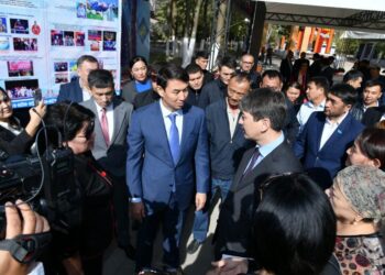 ДАРХАН САТЫБАЛДЫ: «ҚҰРҒАҚ УӘДЕ БЕРЕ АЛМАЙМЫН»