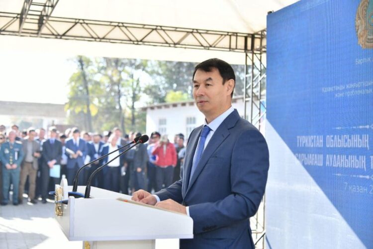 ДАРХАН САТЫБАЛДЫ: «ҚҰРҒАҚ УӘДЕ БЕРЕ АЛМАЙМЫН»