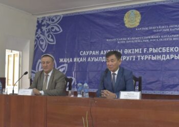 САУРАН АУДАНЫНЫҢ ӘКІМІ ЖАҢА ИҚАНДЫҚТАРМЕН КЕЗДЕСТІ