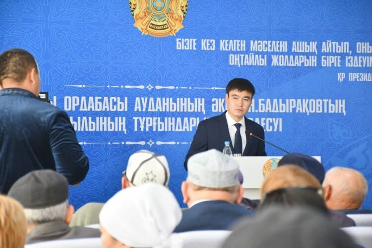 ОРДАБАСЫ: БАДАМДЫҚТАРДЫҢ КӨТЕРГЕН МӘСЕЛЕЛЕРІ ШЕШІМІН ТАУЫП КЕЛЕДІ